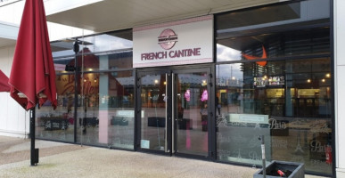 French Cantine outside
