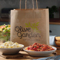 Olive Garden Austin Arboretum food