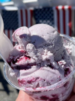 Blueberry Hill Dairy outside