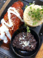 Xclusive Taqueria Moderna food