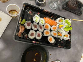 Sushi Shan (livraison, Emporter Ou Sur Place) food