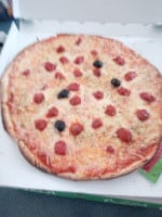 Allô Pizza food