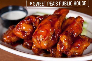 Sweet Pea's Public House food