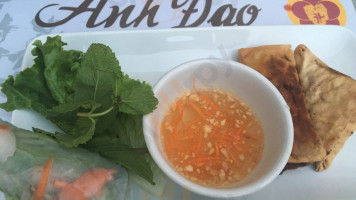 Anh Dao Traiteur food