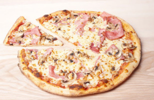 La Pizza de Nico Schweighouse-sur-Moder food