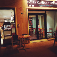 La Cantine D'urbain inside