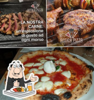 Antica Pizza food