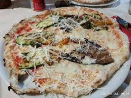 Trattoria Pizzeria La Rustica food