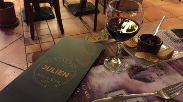 Brasserie Julien food