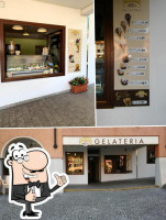 Antica Gelateria Del Corso outside