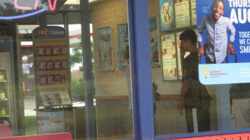 Dairy Queen outside