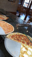 Vincent's Pizzeria food