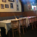 Max's On Main Comida