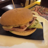 Avalon Comida