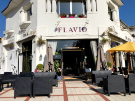 Flavio le Club de la Foret food