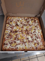 Spatola's Pizza food