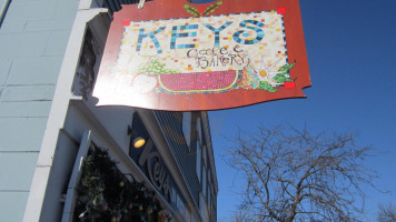 Keys Cafe Bakery outside