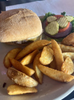 Janie's Pub Grill food