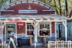 Fatbelly Burgers outside
