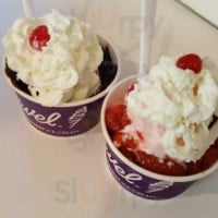 G's Burgers/carvel Ice Cream food