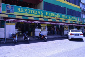 Hussain Nasi Kandar outside