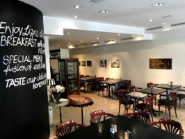 Liza Café Erker food