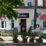 Erbse Exterior