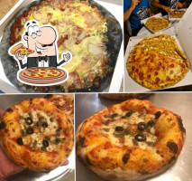 Striky Pizza food