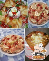 Pizzeria Il Vesuvio food