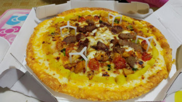 Pizza Hut food