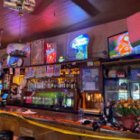 Roy Pub Eatery Comida