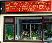Mandarin Kitchen outside