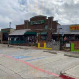 Snuffer's Exterior
