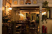 Café & Tasca - Armazém Alvares Tibiriçá inside