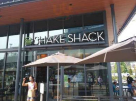Shake Shack Kirkland food