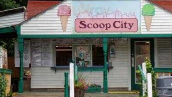 Scoop City-grill outside