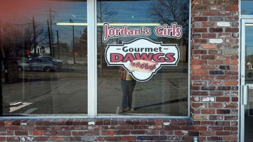Jordan's Girls Gourmet Dawgs food