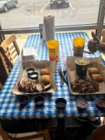 Dickey's Barbecue Pit food