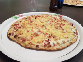 Pizzeria Chez Marie food