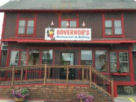Governor's Restaurant outside
