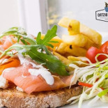Rally Bistro Comida