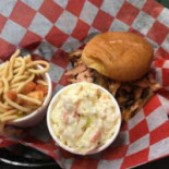 Dot's Bbq Comida