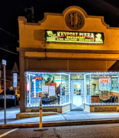 Keyport Pizzeria inside
