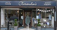 Clarendon's Cafe inside