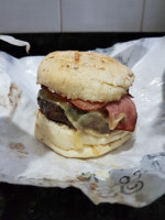 Floripa Classic Burgers food