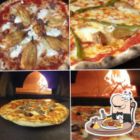 Pizzeria Asporto Piu' food