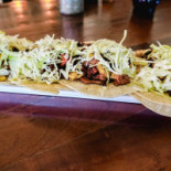 Hillside Spot Comida
