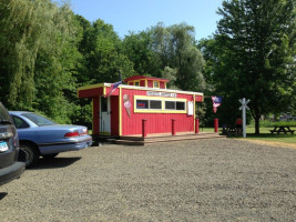 The Caboose Ice Cream Stand outside