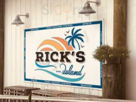 Rick's On The Island outside