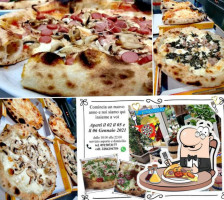 Tocca A Tia E Pizzeria food